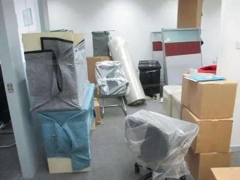 臨時倉儲服務，為您的物品提供安全可靠的存儲空間